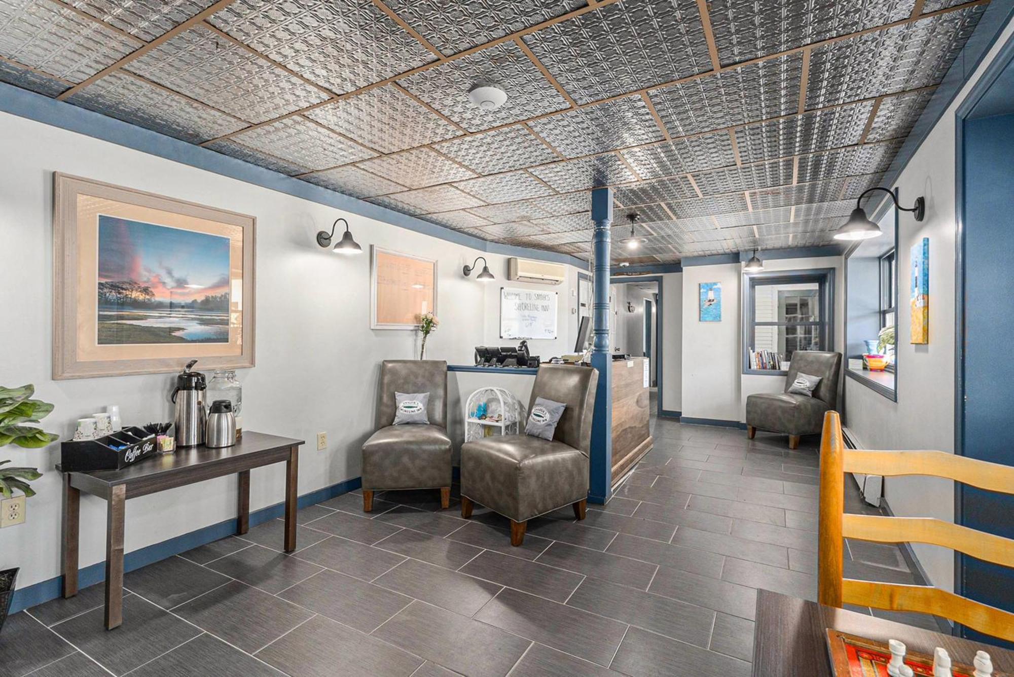 לודינגטון Snyders Shoreline Inn מראה חיצוני תמונה